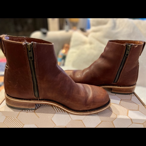 Unleash Your Inner Rebel with These American-Made HELM Pablo Boots! 🇺🇸 - Picture 2 of 7